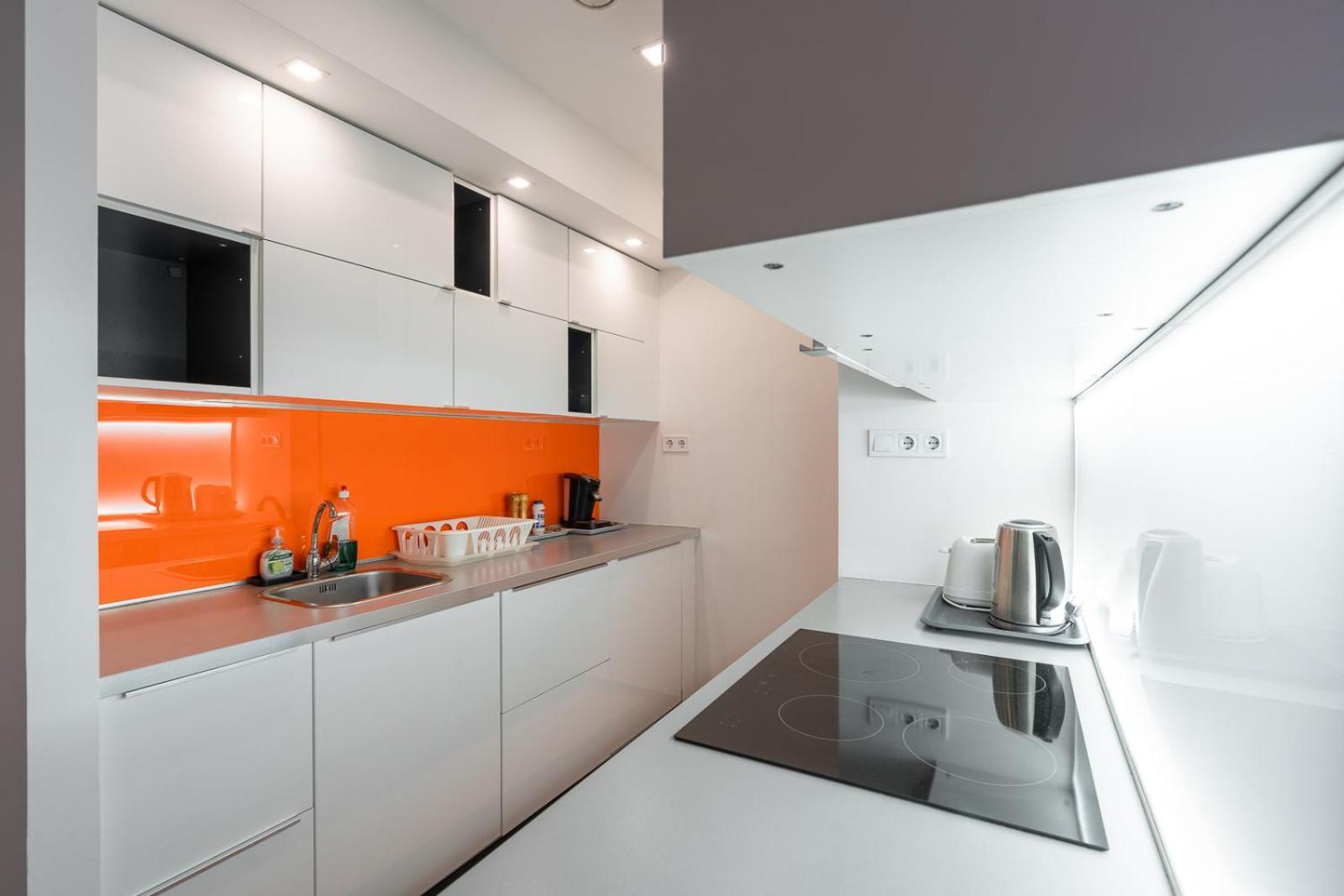 Bright Two-bedroom By The New York Palace *